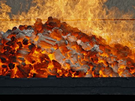  Coking Coal: Une pierre angulaire pour la production d'acier et la génération d'énergie ?